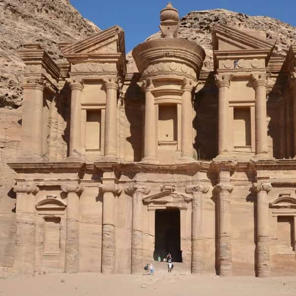 Petra — Nabataean rock city