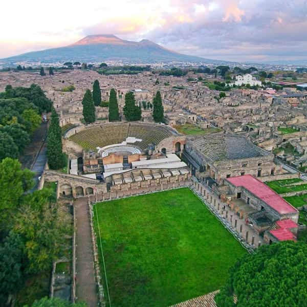Pompeii — Roman city frozen in time