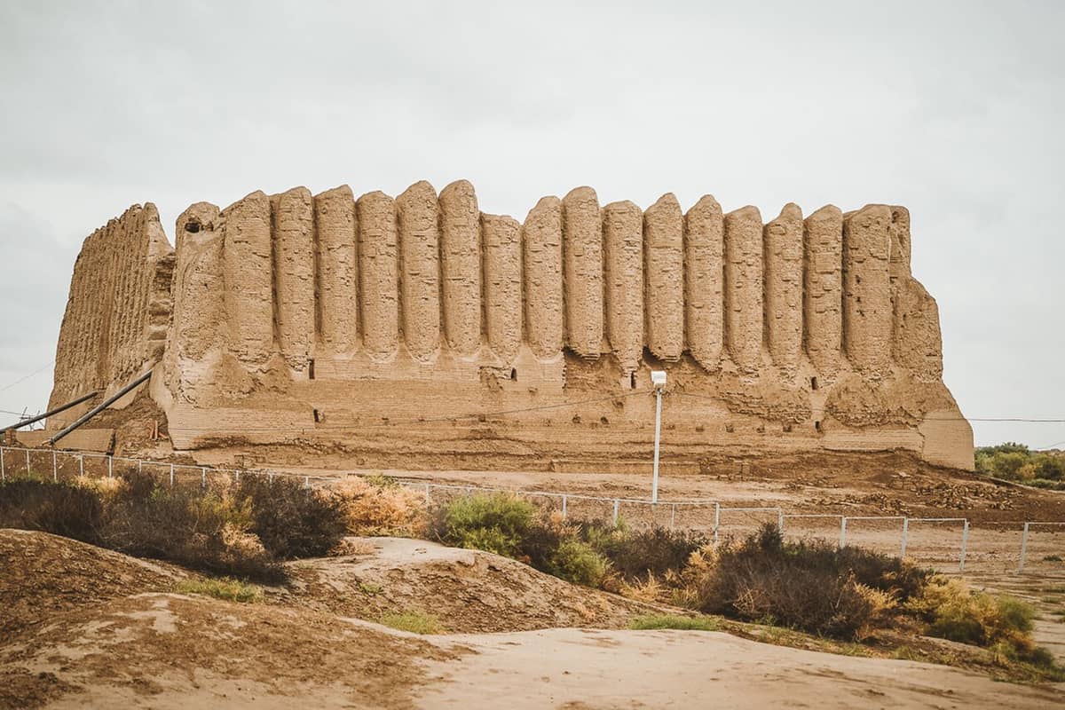 Desert caravan-city ruins along historic incense and silk routes
