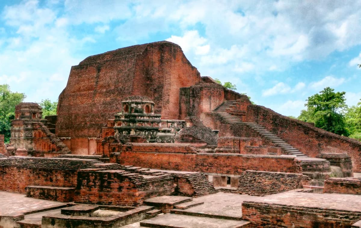 Hindistan, Bihar'daki Nalanda Mahavihara manastır üniversite kompleksinin kazılmış kalıntıları