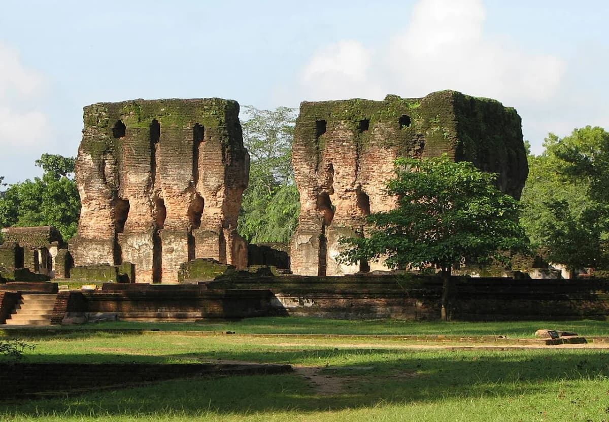 Antike Monumente der Königsstadt Polonnaruwa, Sri Lanka