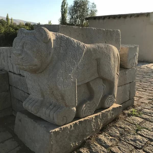 The monumental Arslantepe mound rising above the Malatya plain