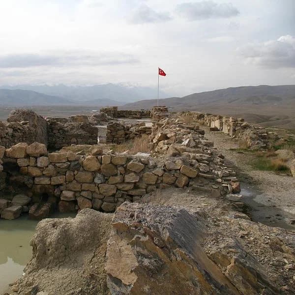 Urartian fortress ruins at Çavuştepe