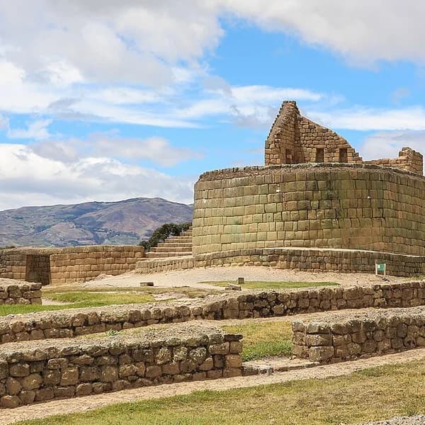 The elliptical Castillo (Temple of the Sun) at Ingapirca, built by the Inca atop an earlier Cañari sacred site, Ecuador
