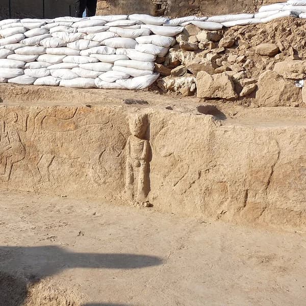 Excavated Pre-Pottery Neolithic buildings at Sayburç, Şanlıurfa