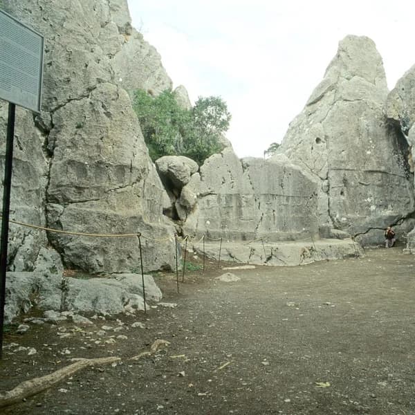 Rock relief carvings in Chamber A at Yazılıkaya