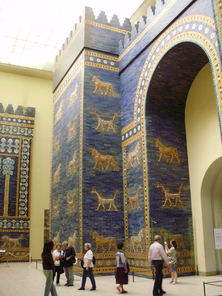 Das Ischtar-Tor und die Prozessionsstraße von Babylon - c. 575 BCE