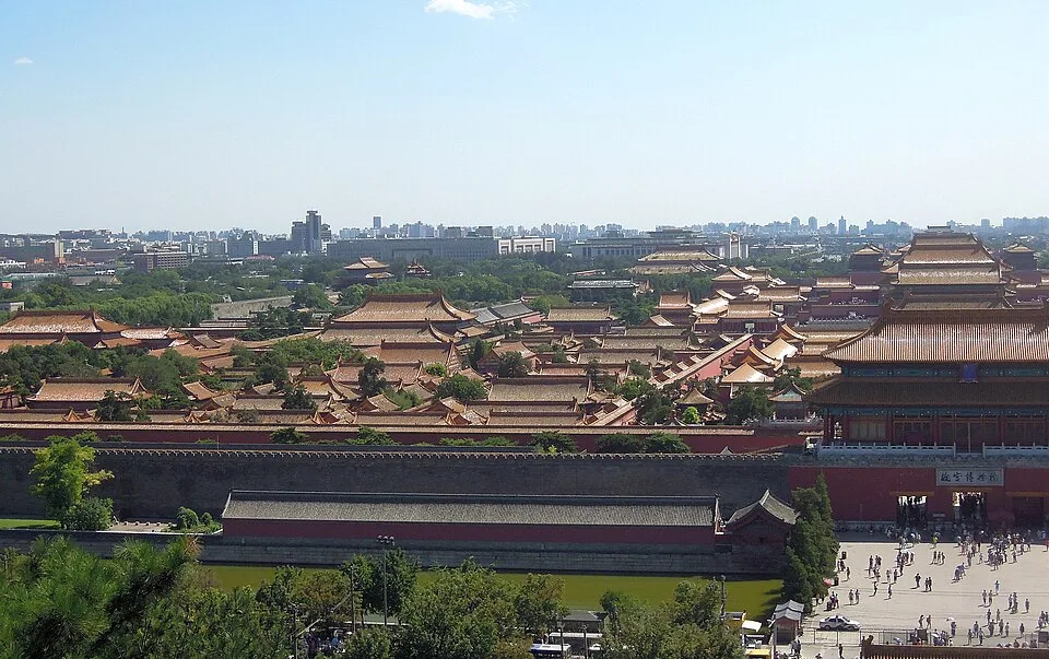 China (Beijing) Aerial view of Forbidden City (38884882275)