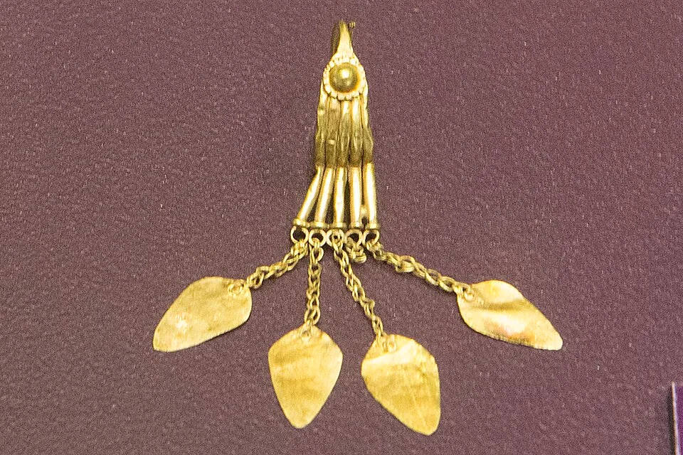 Troy Museum Troad Gold (Ankara picture) Gold, Electrum Early Bronze Age 3496