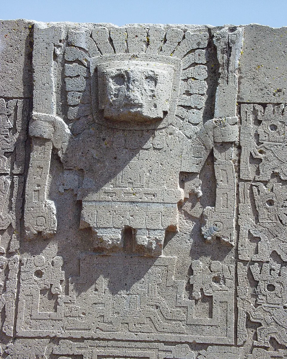 Bolivia - Gate of the Sun detail - Tiwanaku or Tiahuanaco 04