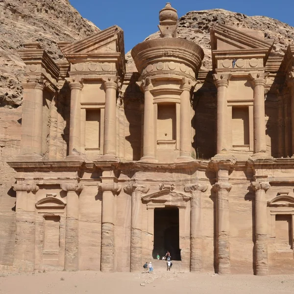 Petra — Nabataean rock city